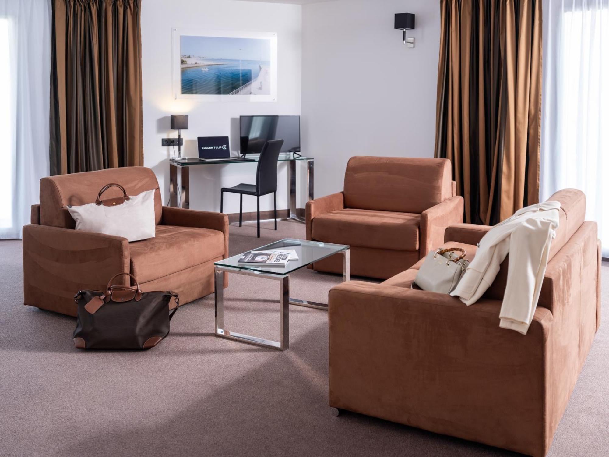 Hotel Golden Tulip La Baule Esterno foto