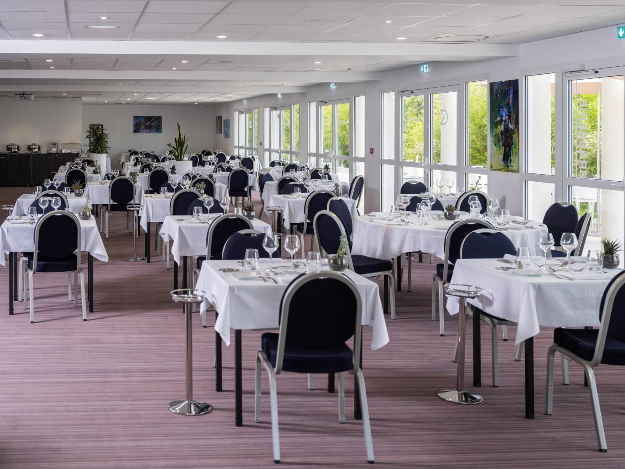 Hotel Golden Tulip La Baule Esterno foto